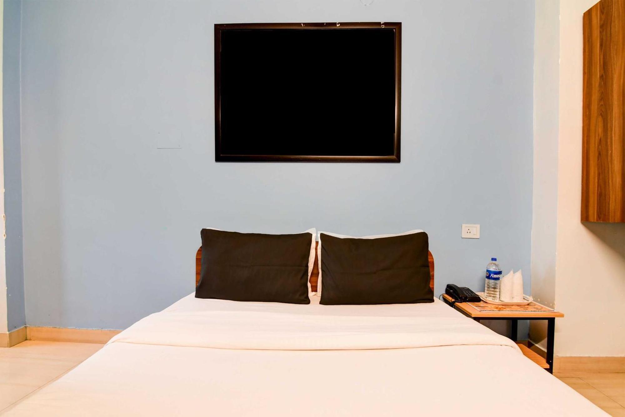 Hotel O New Kolkata Hotel Экстерьер фото